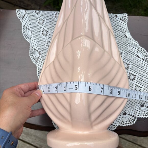 Vintage Pastel Pink Ceramic Leaf Vase Large Sculptural Retro Pottery Home Decor - Picture 11 of 14